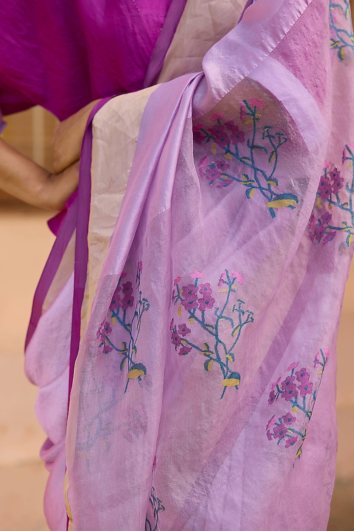 Powder Pink Handwoven Mulberry Silk Jamdani Motif Party Wear Saree by Surmaye at Pernia's Pop Up Shop