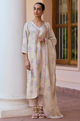 Beige Handwoven Mulberry Silk Floral Printed Kurta Set by Surmaye 