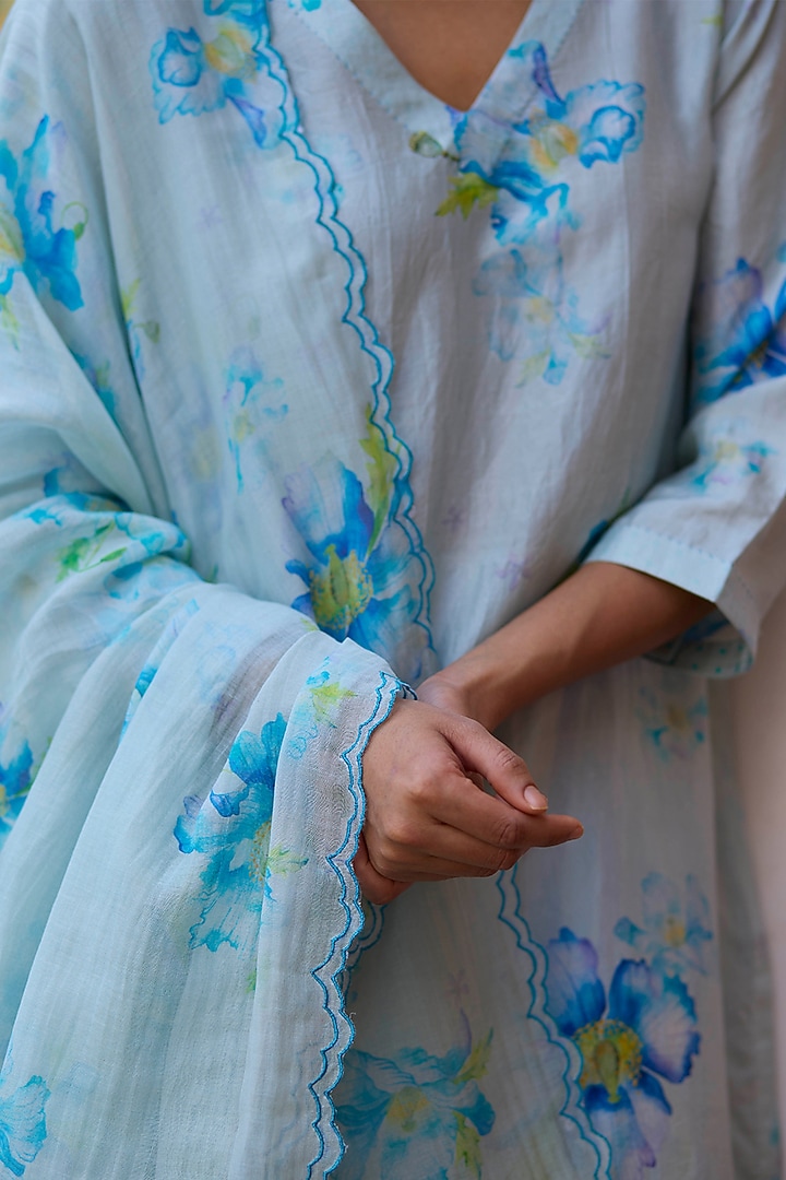 Soft Blue Handwoven Mulberry Silk Floral Printed Kurta Set by Surmaye at Pernia's Pop Up Shop