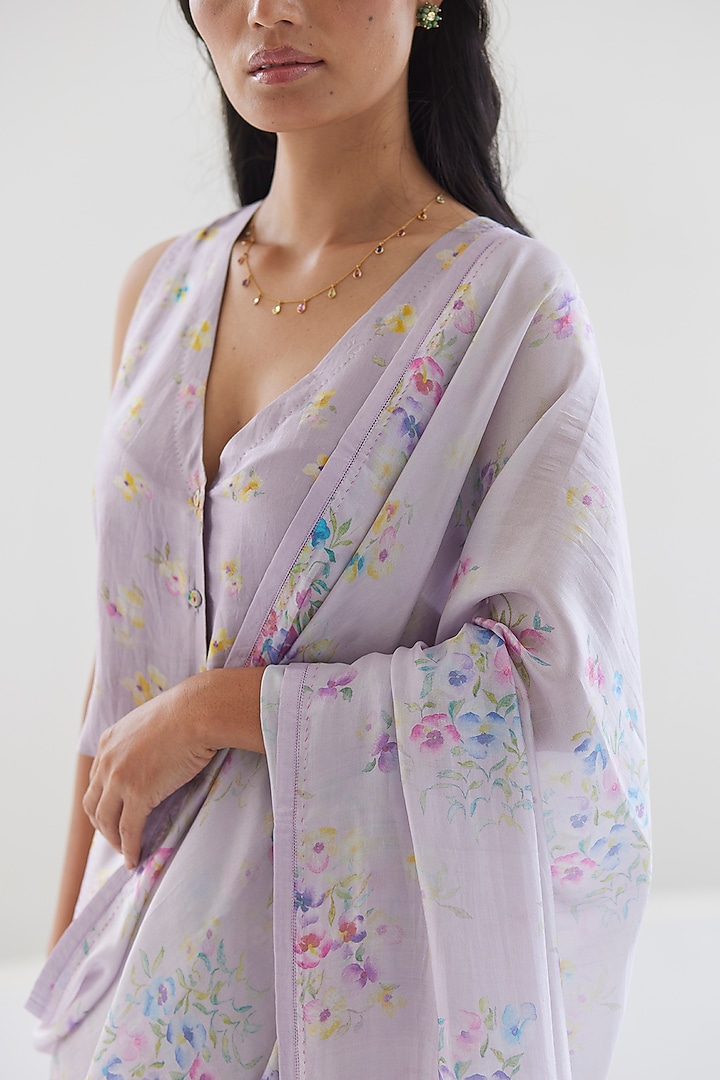 Mauve Handwoven Organza Mulberry Silk Floral Printed Party Wear Saree by Surmaye at Pernia's Pop Up Shop