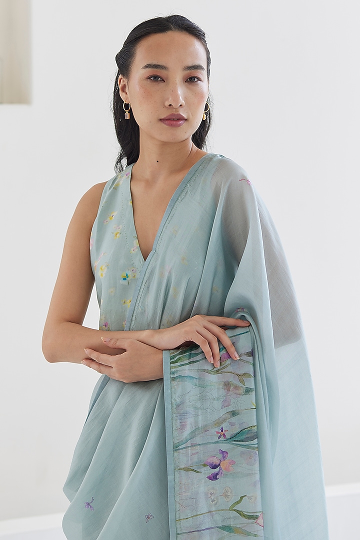 Blue Handwoven Organza Mulberry Silk Floral Printed Party Wear Saree by Surmaye at Pernia's Pop Up Shop