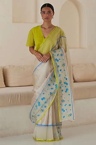 Beige Handwoven Organza Mulberry Silk Jamdani Motifs Saree by Surmaye