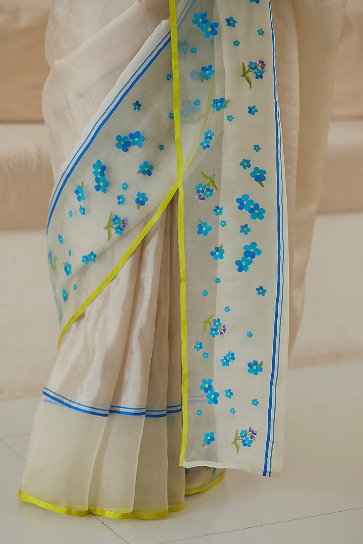 Beige Handwoven Organza Mulberry Silk Jamdani Motifs Party Wear Saree by Surmaye at Pernia's Pop Up Shop