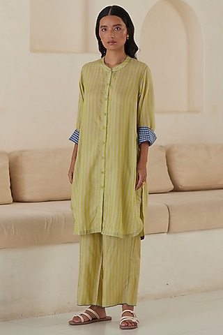 Lime Handwoven Silk Modal Checkered Kurta Set by Surmaye