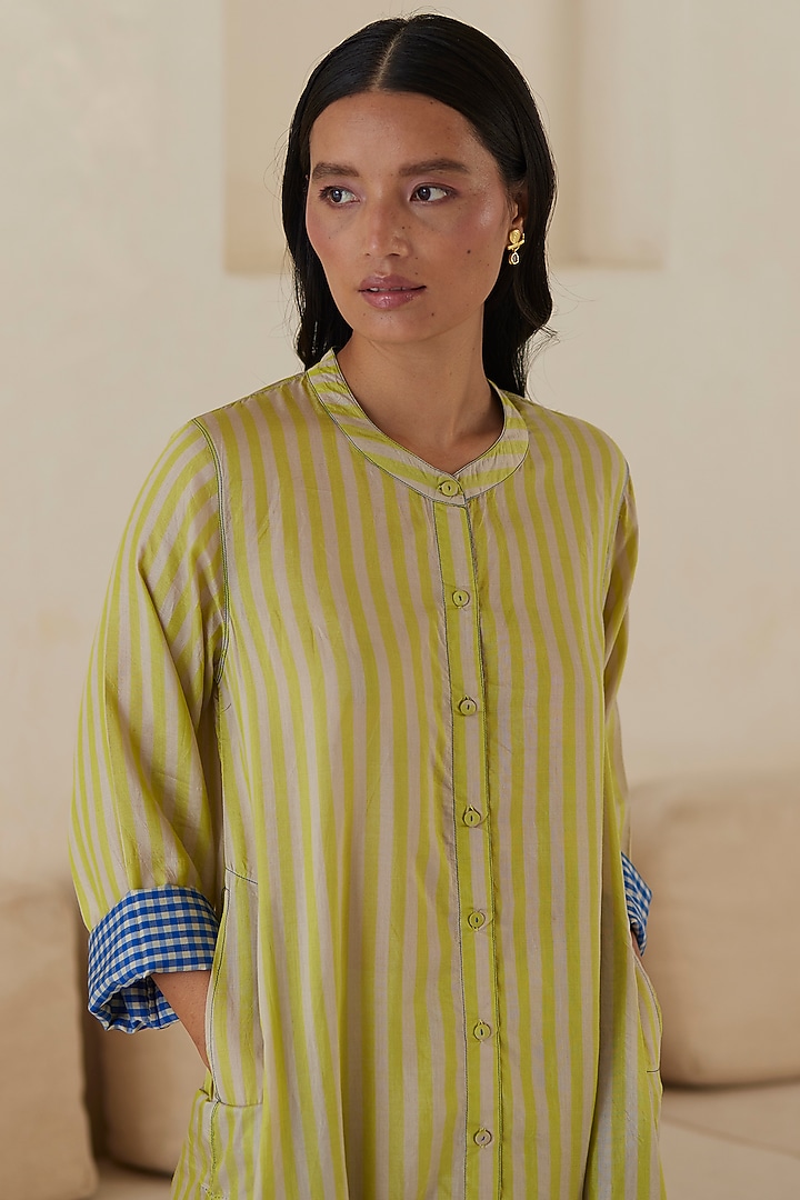 Lime Handwoven Silk Modal Checkered Kurta Set by Surmaye at Pernia's Pop Up Shop