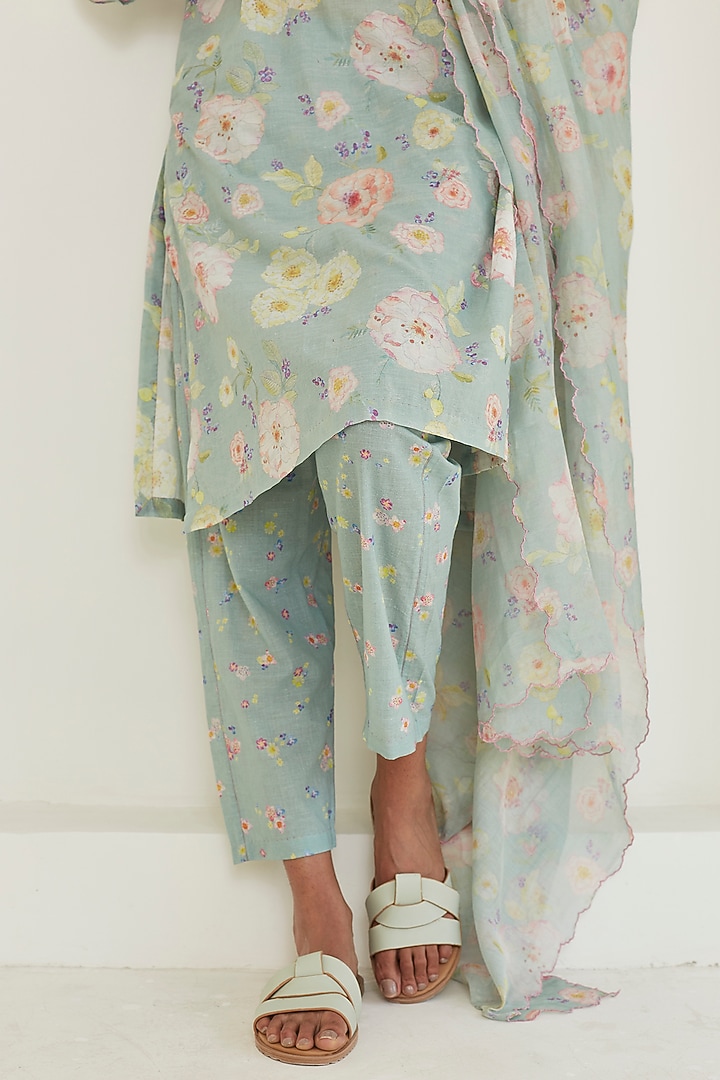 Sage Green Handwoven Khadi Floral Printed Kurta Set by Surmaye at Pernia's Pop Up Shop