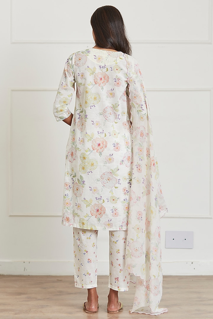 Ivory Handwoven Khadi Floral Printed Kurta Set by Surmaye at Pernia's Pop Up Shop
