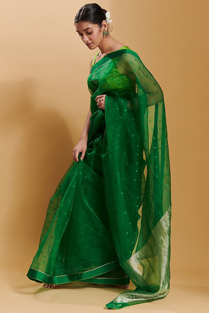 Green Handwoven Organza Silk Jamdani Party Wear Saree by Surmaye at Pernia's Pop Up Shop