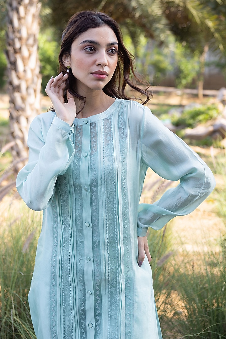 Blue Handwoven Organza Mulberry Silk Embroidered Kurta Set by Surmaye  at Pernia's Pop Up Shop