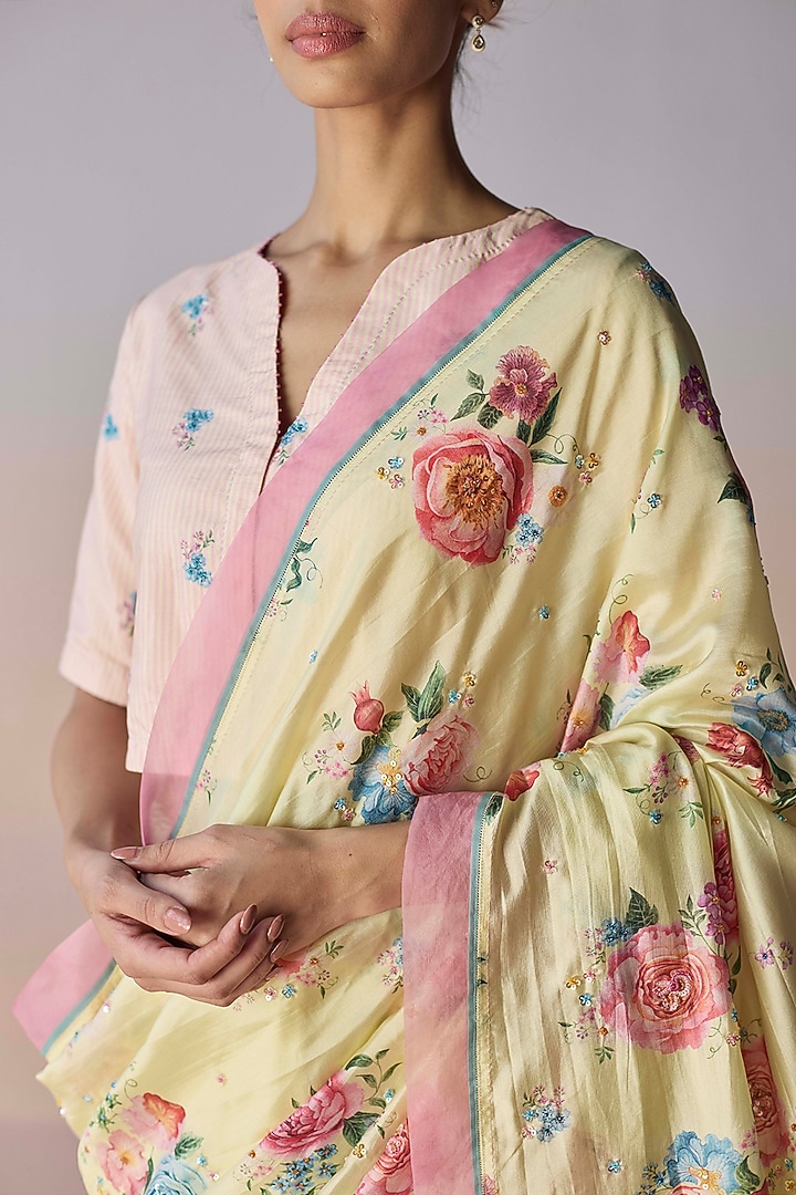 Soft Yellow Handwoven Organza Mulberry Silk Floral Printed Party Wear Saree by Surmaye at Pernia's Pop Up Shop