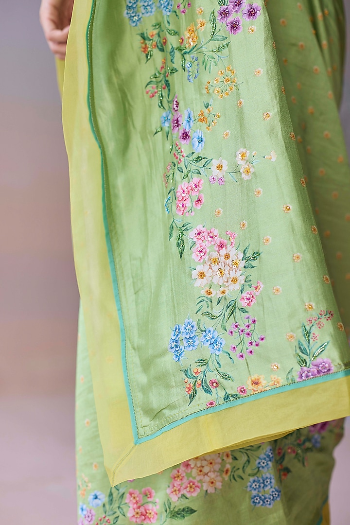 Green Handwoven Organza Mulberry Silk Sequins Embellished Party Wear Saree by Surmaye at Pernia's Pop Up Shop