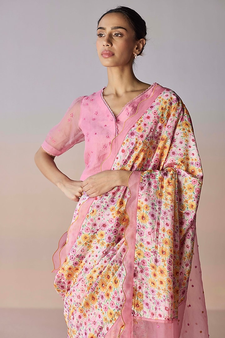 Pink Handwoven Organza Mulberry Silk Floral Printed Party Wear Saree by Surmaye at Pernia's Pop Up Shop