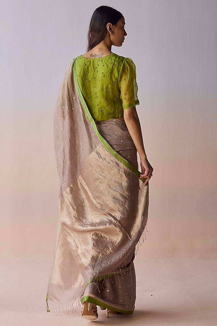 Brown Handwoven Organza Mulberry Silk Party Wear Saree by Surmaye at Pernia's Pop Up Shop
