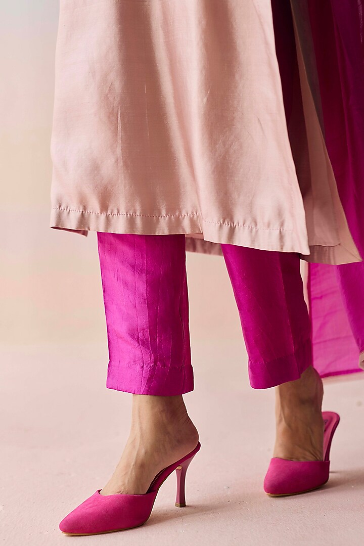 Blush Pink Organza Mulberry Silk Floral Embroidered Kurta Set by Surmaye at Pernia's Pop Up Shop