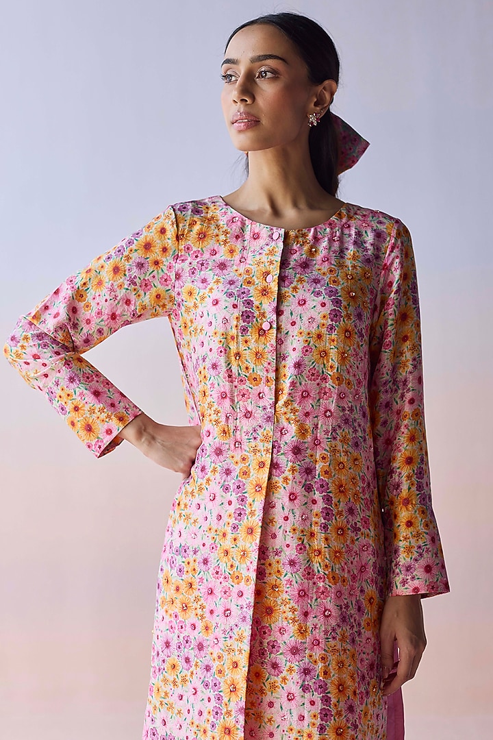 Pink Handspun Malda Silk Floral Printed Kurta Set by Surmaye at Pernia's Pop Up Shop