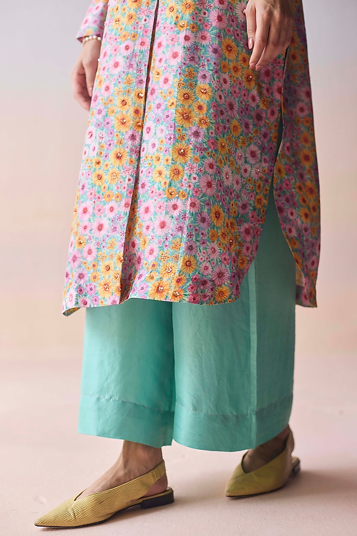 Coral Blue Handspun Malda Silk Floral Printed Kurta Set by Surmaye at Pernia's Pop Up Shop