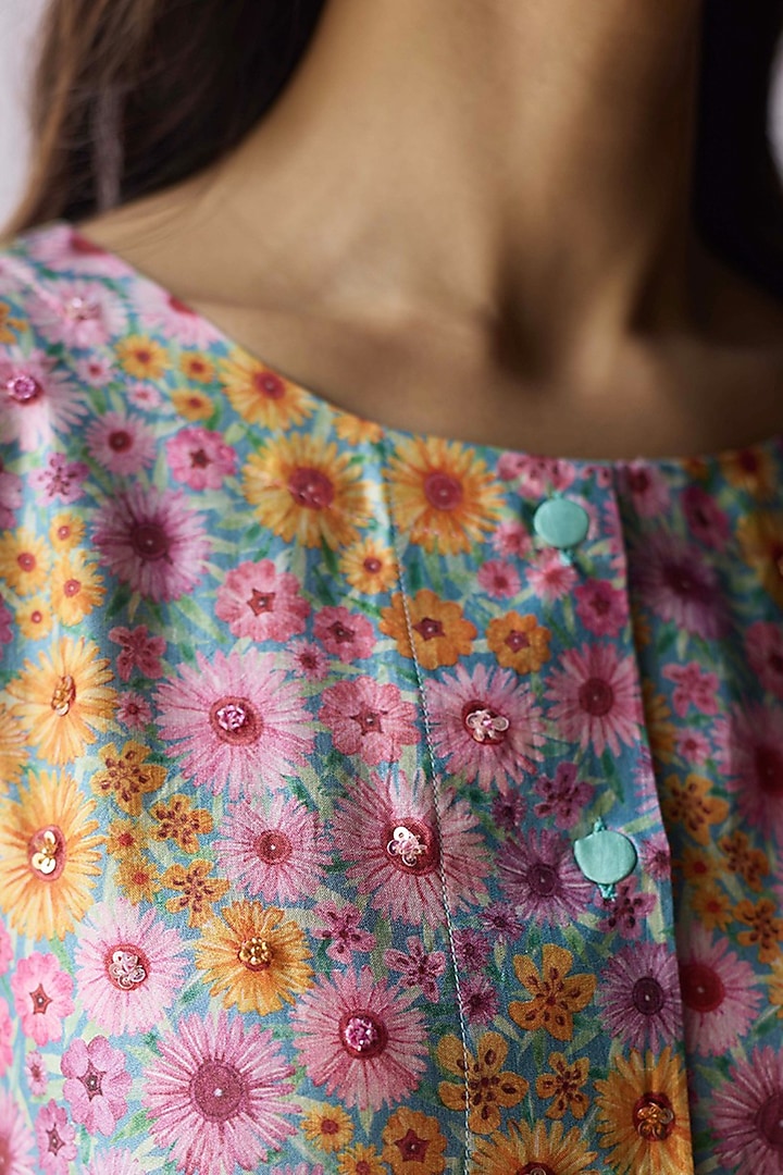 Coral Blue Handspun Malda Silk Floral Printed Kurta Set by Surmaye at Pernia's Pop Up Shop