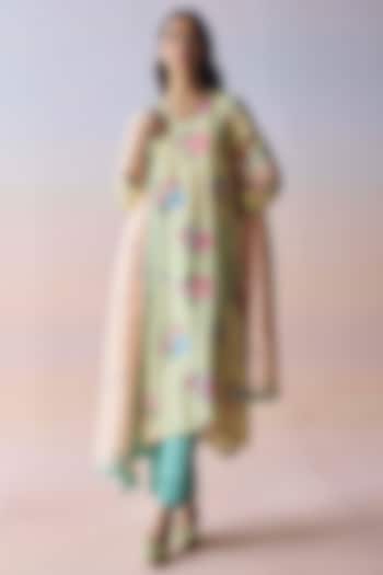 Yellow Handspun Malda Silk Floral Printed Kurta Set by Surmaye at Pernia's Pop Up Shop