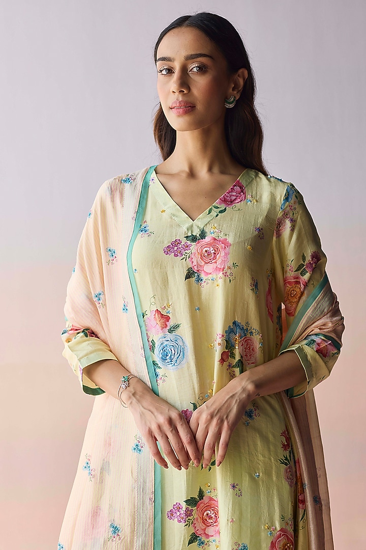 Yellow Handspun Malda Silk Floral Printed Kurta Set by Surmaye at Pernia's Pop Up Shop