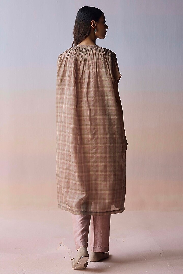 Brown Handwoven Kota Silk Kurta Set by Surmaye at Pernia's Pop Up Shop