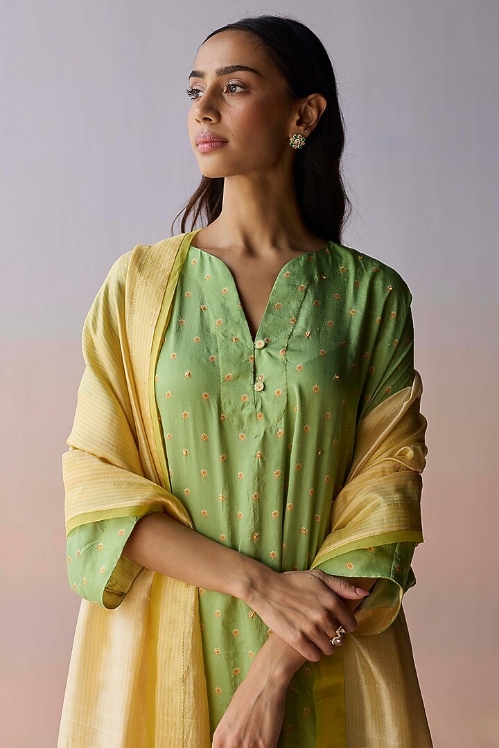 Yellow Handwoven Mulberry Silk Striped Dupatta by Surmaye at Pernia's Pop Up Shop