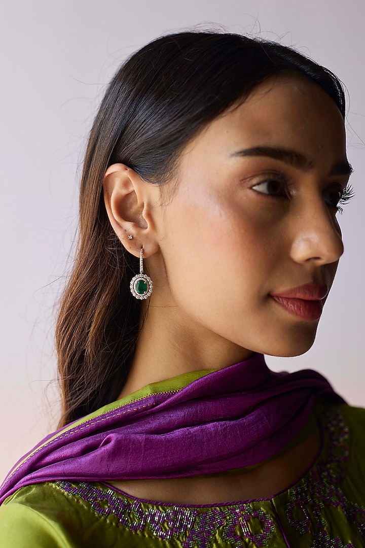 Purple Handwoven Mulberry Silk Dupatta by Surmaye at Pernia's Pop Up Shop