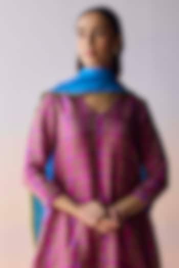 Blue Handwoven Mulberry Silk Dupatta by Surmaye at Pernia's Pop Up Shop