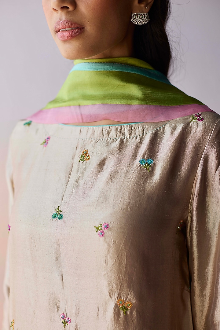 Blue Handwoven Mulberry Silk Dupatta by Surmaye at Pernia's Pop Up Shop