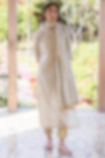 Beige Handwoven Silk Khadi Hand Embroidered Kurta Set by Surmaye at Pernia's Pop Up Shop