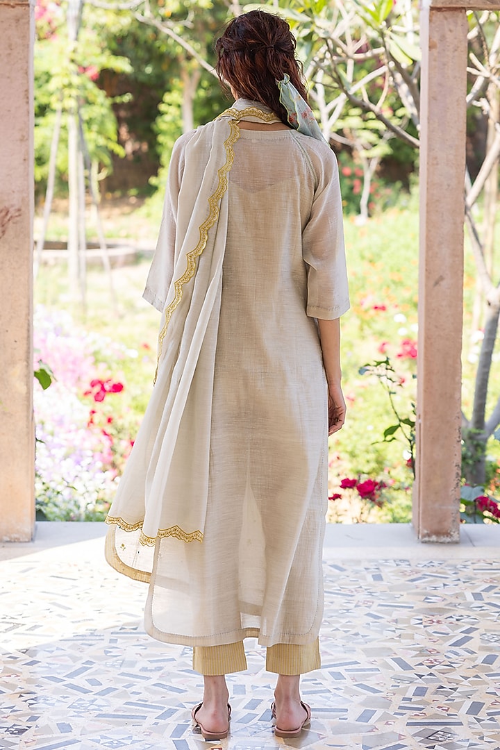 Beige Handwoven Silk Khadi Hand Embroidered Kurta Set by Surmaye at Pernia's Pop Up Shop