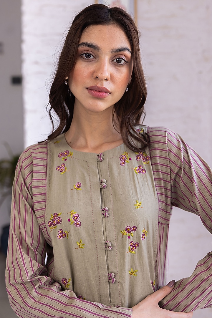 Brown Handwoven Cotton Hand Embroidered Kurta Set by Surmaye at Pernia's Pop Up Shop