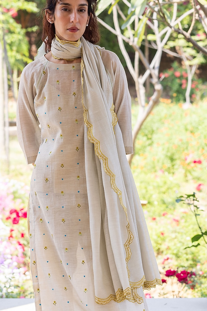 Beige Handwoven Fine Silk Khadi Floral Cutwork Dupatta by Surmaye at Pernia's Pop Up Shop