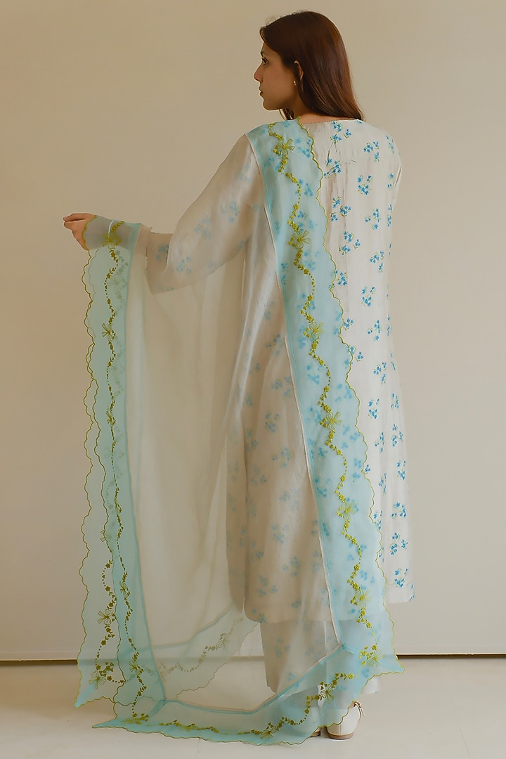 Beige Handspun Malda Silk Floral Printed Kurta Set by Surmaye at Pernia's Pop Up Shop