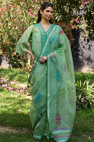 Jade Green Handwoven Organza Silk Jamdani Striped Saree by Surmaye