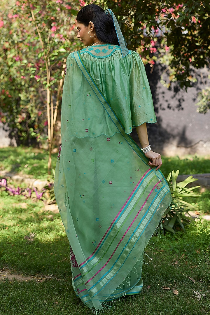 Jade Green Handwoven Organza Silk Jamdani Striped Wedding Saree by Surmaye at Pernia's Pop Up Shop