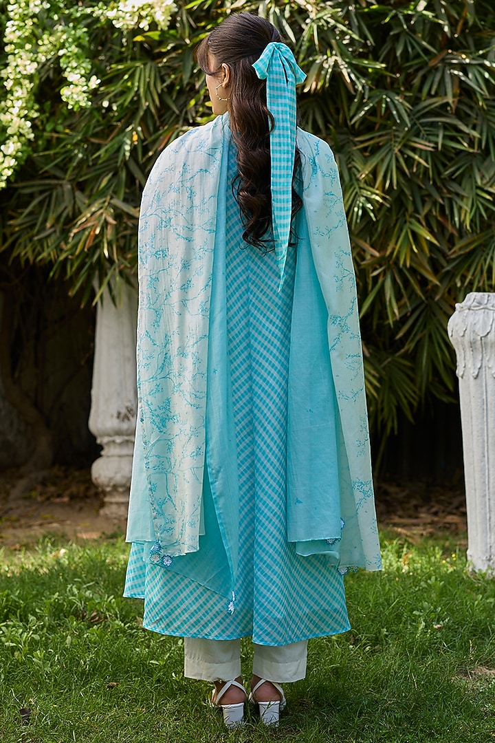 Ocean Blue Chanderi Kurta Set by Surmaye at Pernia's Pop Up Shop
