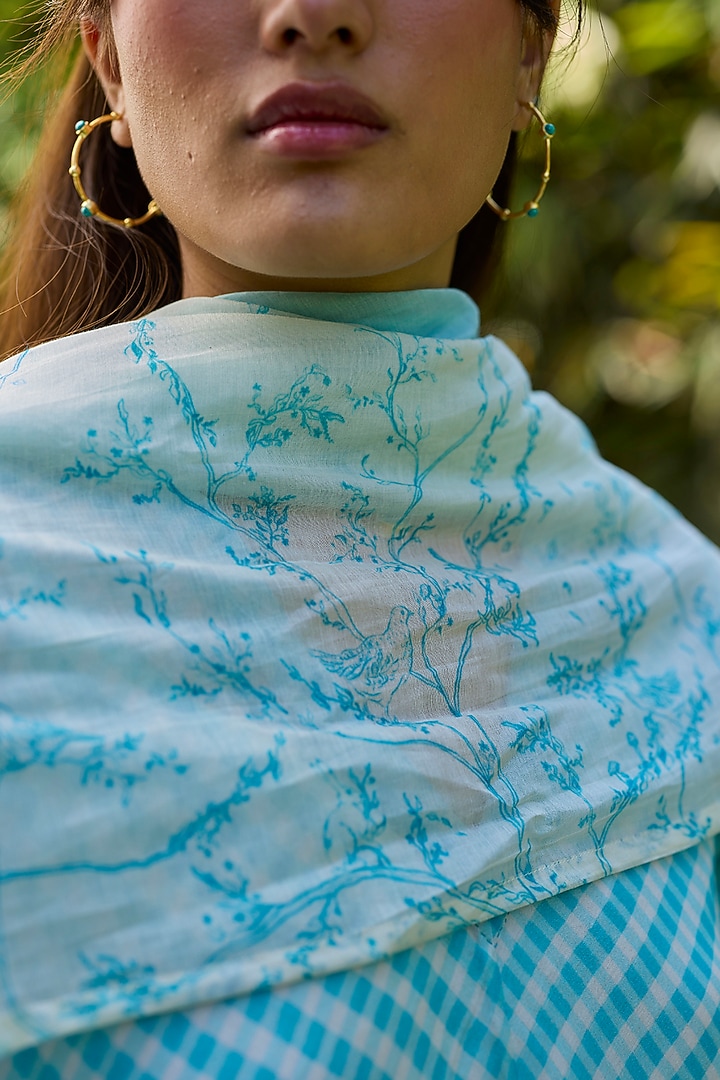 Ocean Blue Chanderi Kurta Set by Surmaye at Pernia's Pop Up Shop