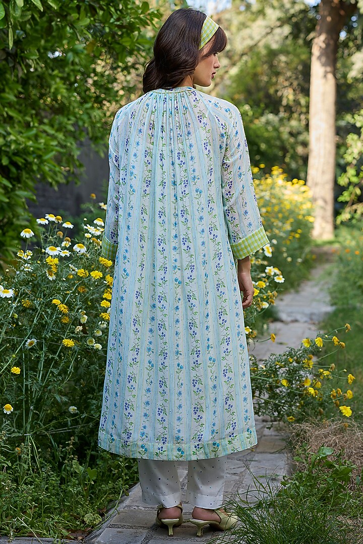 Ivory Chanderi Striped Long Kurta Set by Surmaye at Pernia's Pop Up Shop