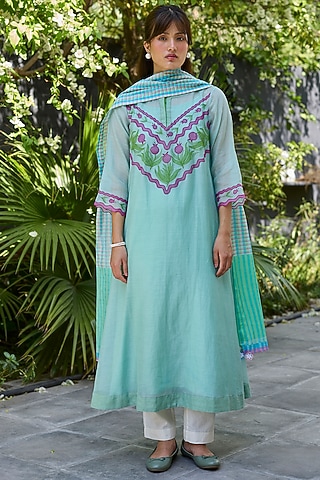 Sea Blue Chanderi Applique Embroidered Kurta Set by Surmaye