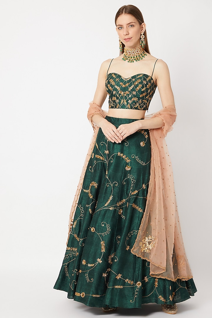 Emerald Green Embroidered Lehenga Set With Peach Dupatta by Sumayah