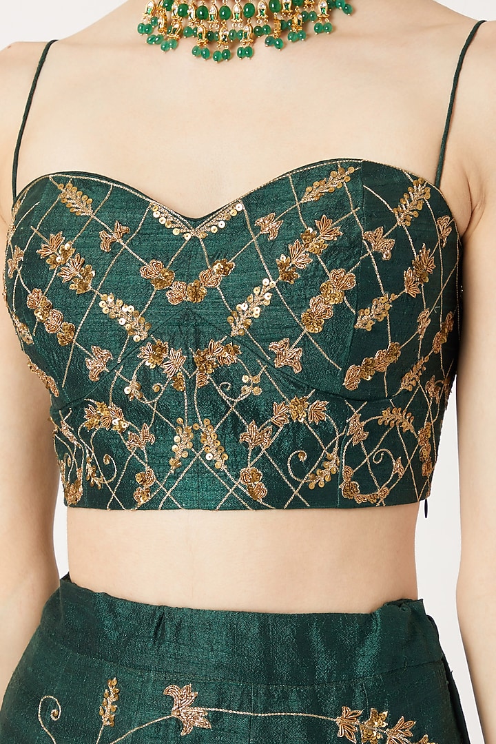 Emerald Green Embroidered Wedding Lehenga Set With Peach Dupatta by Sumayah at Pernia's Pop Up Shop