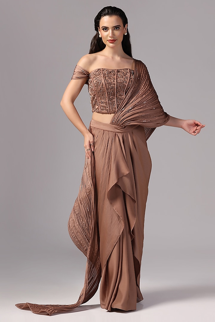 Brown Chiffon Satin Cutdana Embroidered Pre-Draped Saree Set by Sunanta Madaan at Pernia's Pop Up Shop