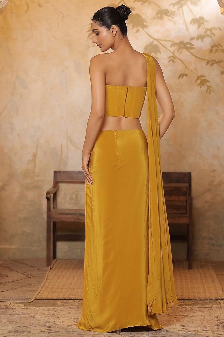 Golden Yellow Crepe Sequins Embroidered Wedding Saree Set by Sunanta Madaan at Pernia's Pop Up Shop