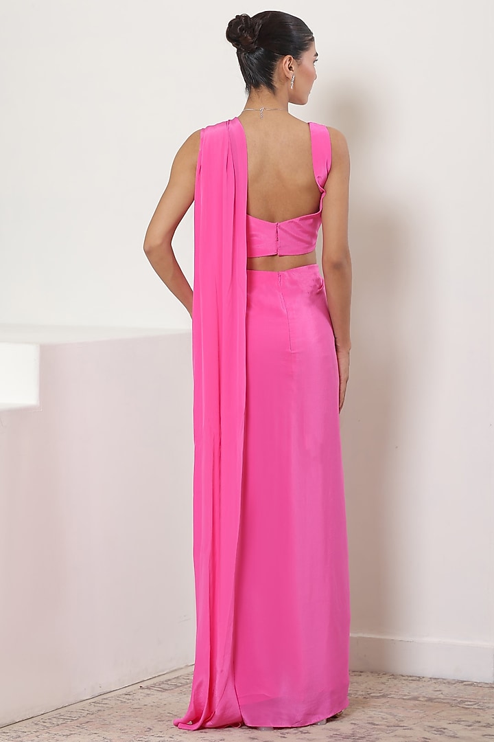 Pink Crepe Pre-Draped Wedding Saree Set by Sunanta Madaan at Pernia's Pop Up Shop