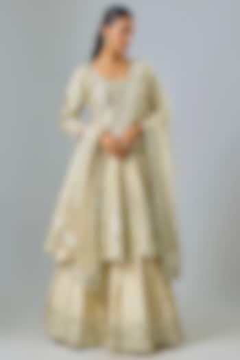 Cream Taffeta Zari Embroidered Wedding Anarkali Set by Suhino at Pernia's Pop Up Shop