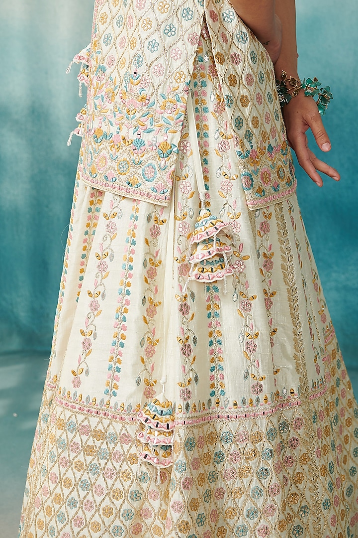 White Slub Silk Embroidered Jacket Wedding Lehenga Set by Suhino at Pernia's Pop Up Shop