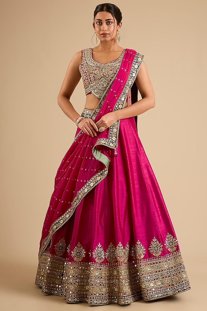 Pink Slub Mirror Work Wedding Lehenga Set by Suhino at Pernia's Pop Up Shop