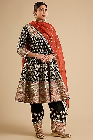 Black Slub Mirror Work Anarkali Set by Suhino