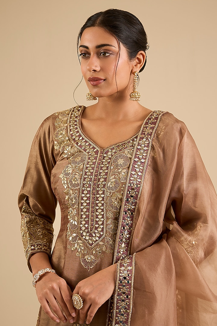 Bronze Slub Mirror Work Kurta Set by Suhino at Pernia's Pop Up Shop