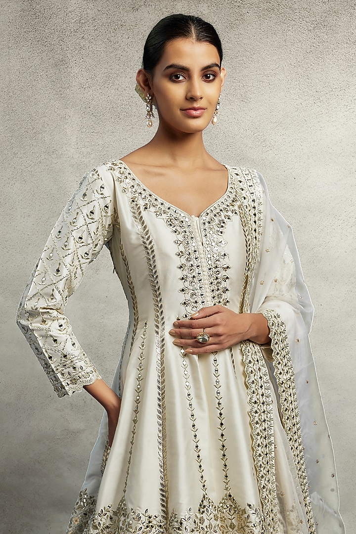 White Slub Silk Zari Embroidered Wedding Anarkali Set by Suhino at Pernia's Pop Up Shop